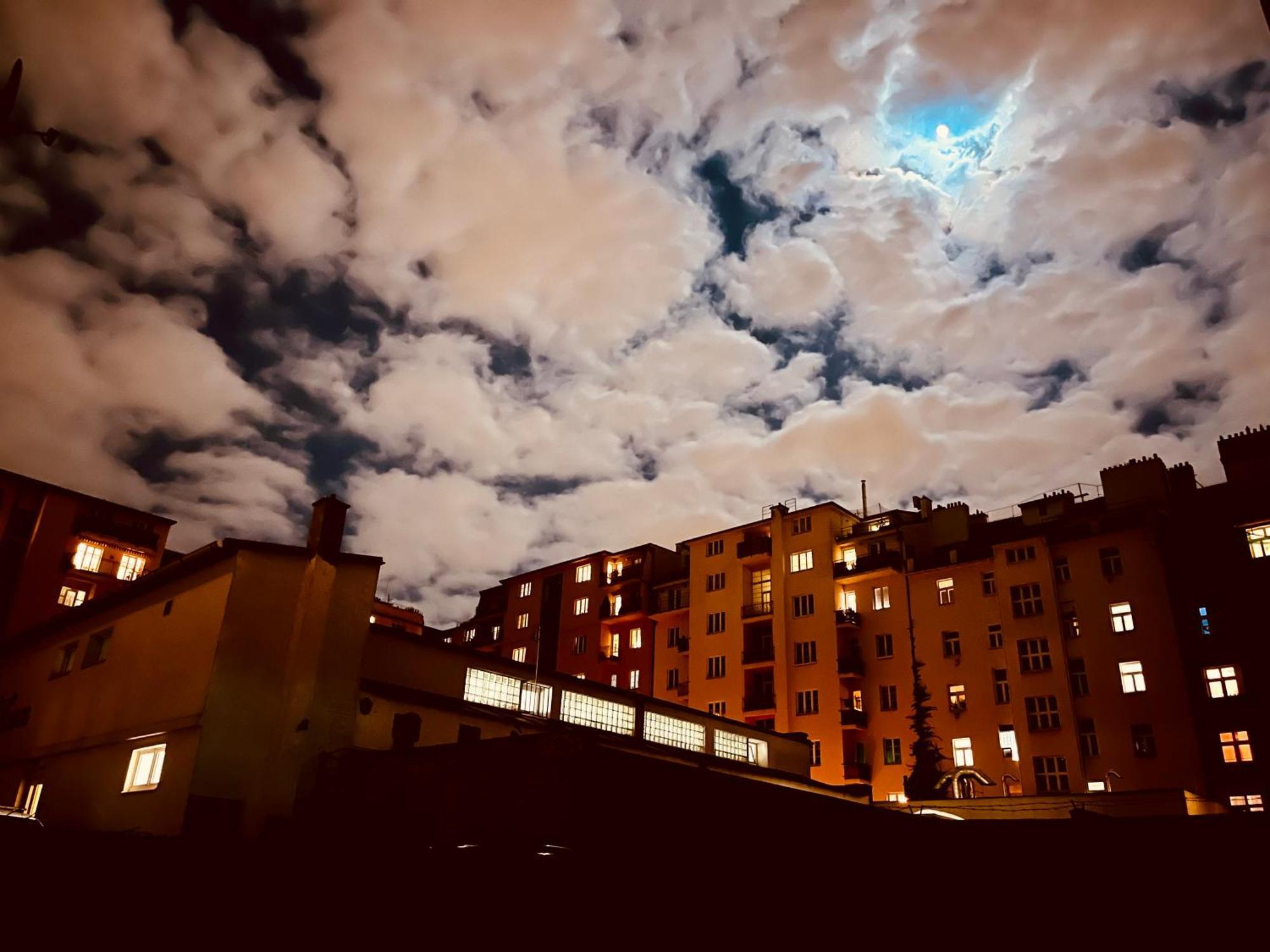 Moderni Apartman Na Hluboke V Praze - Idealni Pro 4 Prag Eksteriør billede